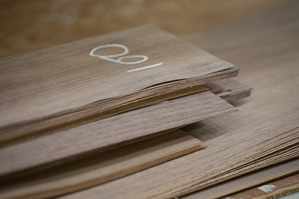 Shadbolt_veneer_selection_service