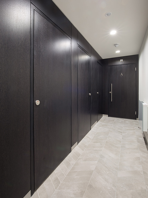 Shadbolt veneered cubicles installed at 55 Wells Street